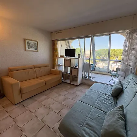 Appt 2 Pieces Port Camargue Pc060-2059 לה-גרו-דו-רואה
